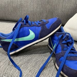 Nike Sneakers - 6